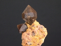 Cuarzo var. morión (negro)